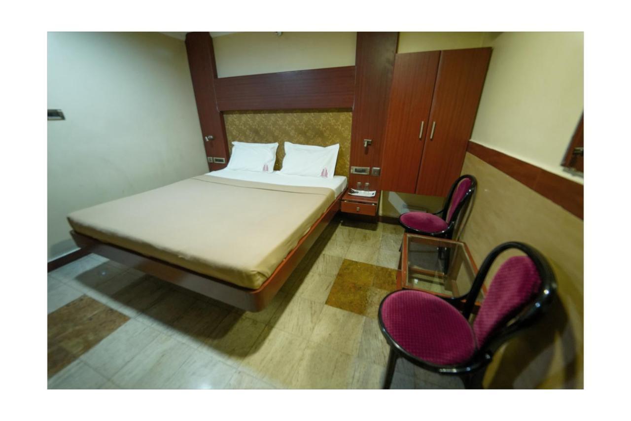 Everestparkresidency Hotel Tiruchirappalli Екстериор снимка