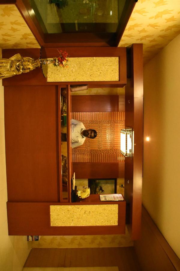 Everestparkresidency Hotel Tiruchirappalli Екстериор снимка